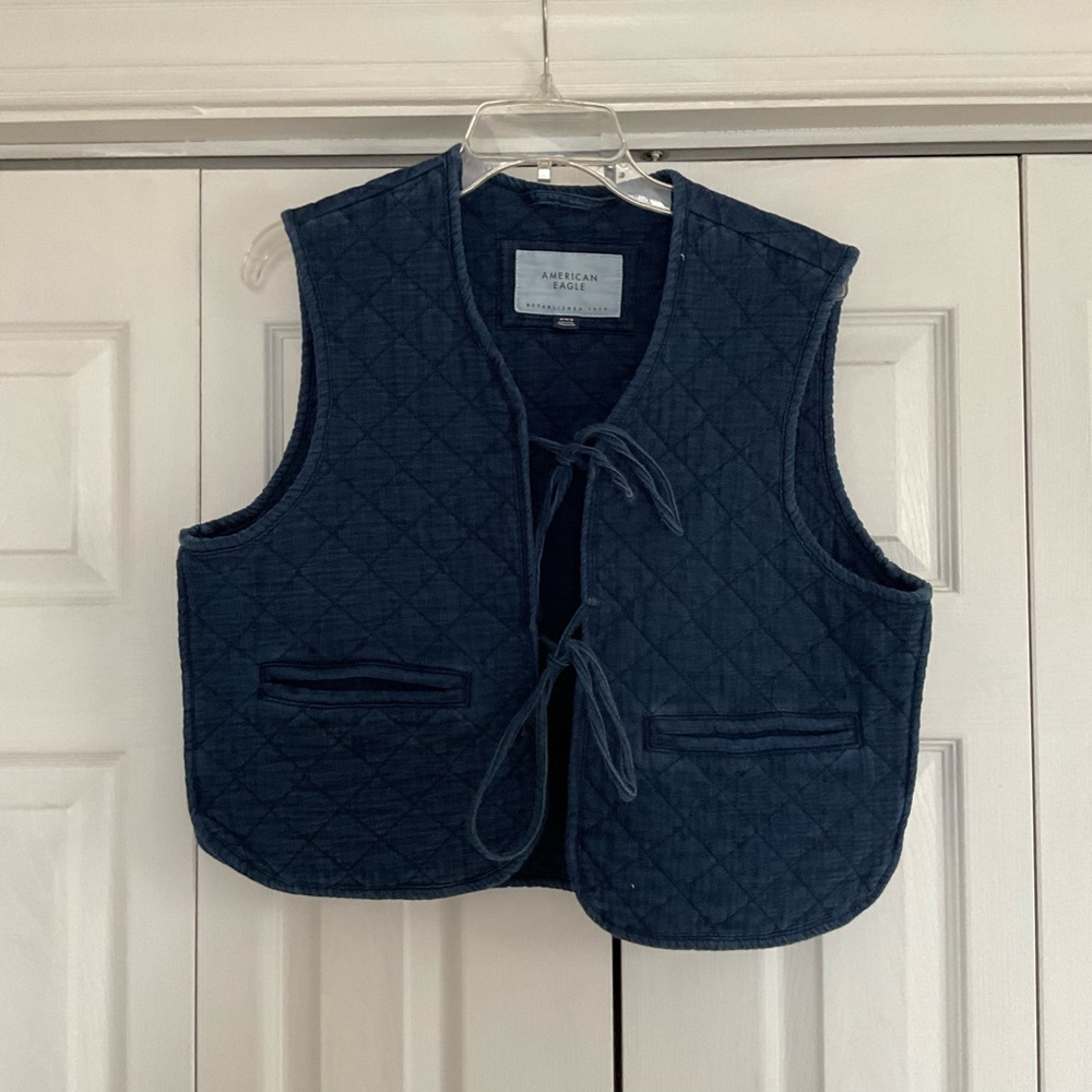 American Eagle Outfitters Quilted Blue Vest
